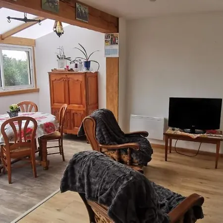 Apartamento Le Repos Des Crins Noirs Esson