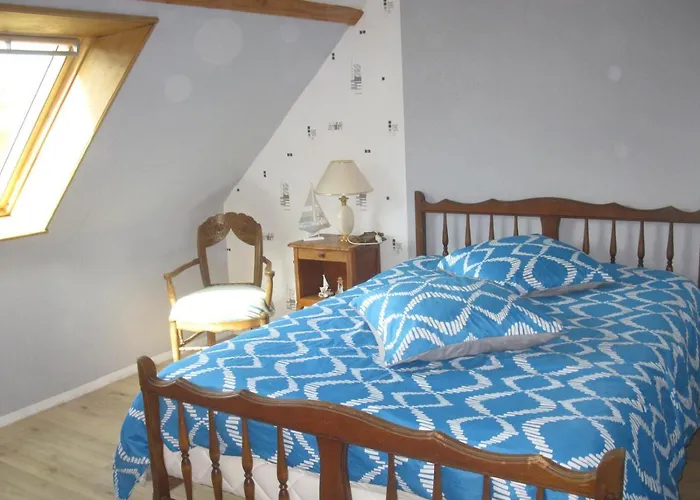 Le Repos Des Crins Noirs Esson